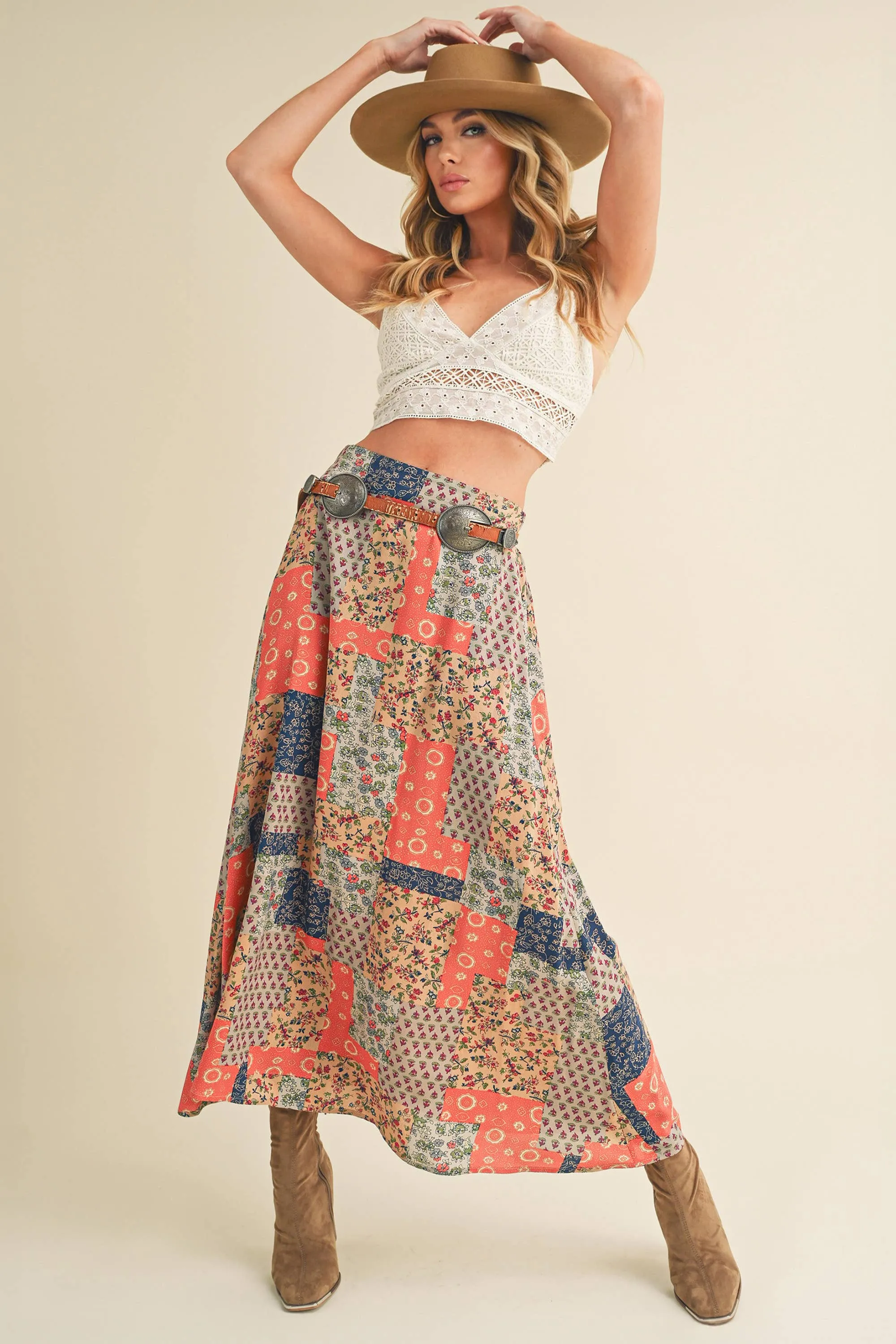 - 773DN CO   Skirt AEMI Print Helpful 6 Bradyn Versatile product line