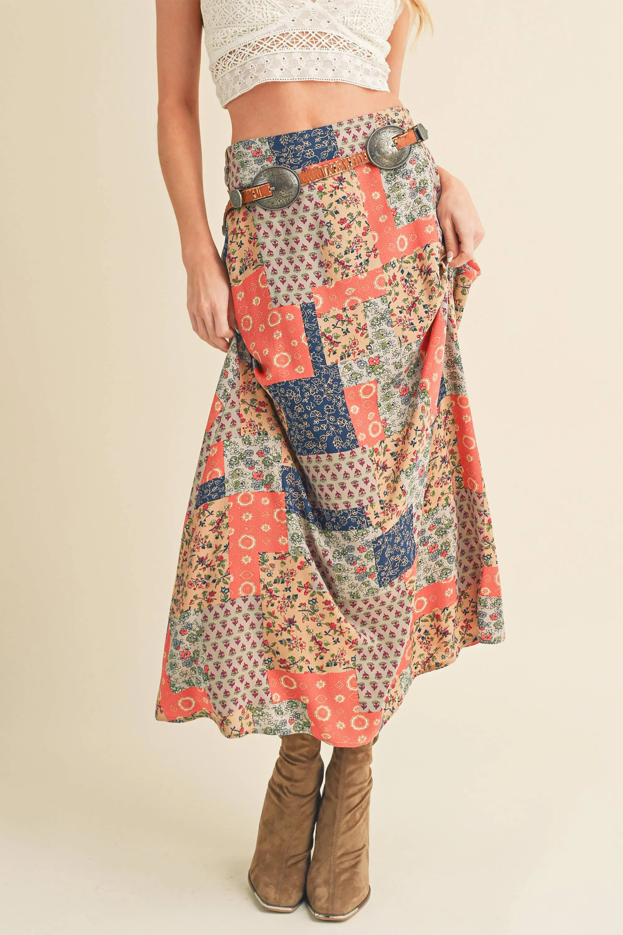- 773DN CO   Skirt AEMI Print Helpful 6 Bradyn Versatile product line