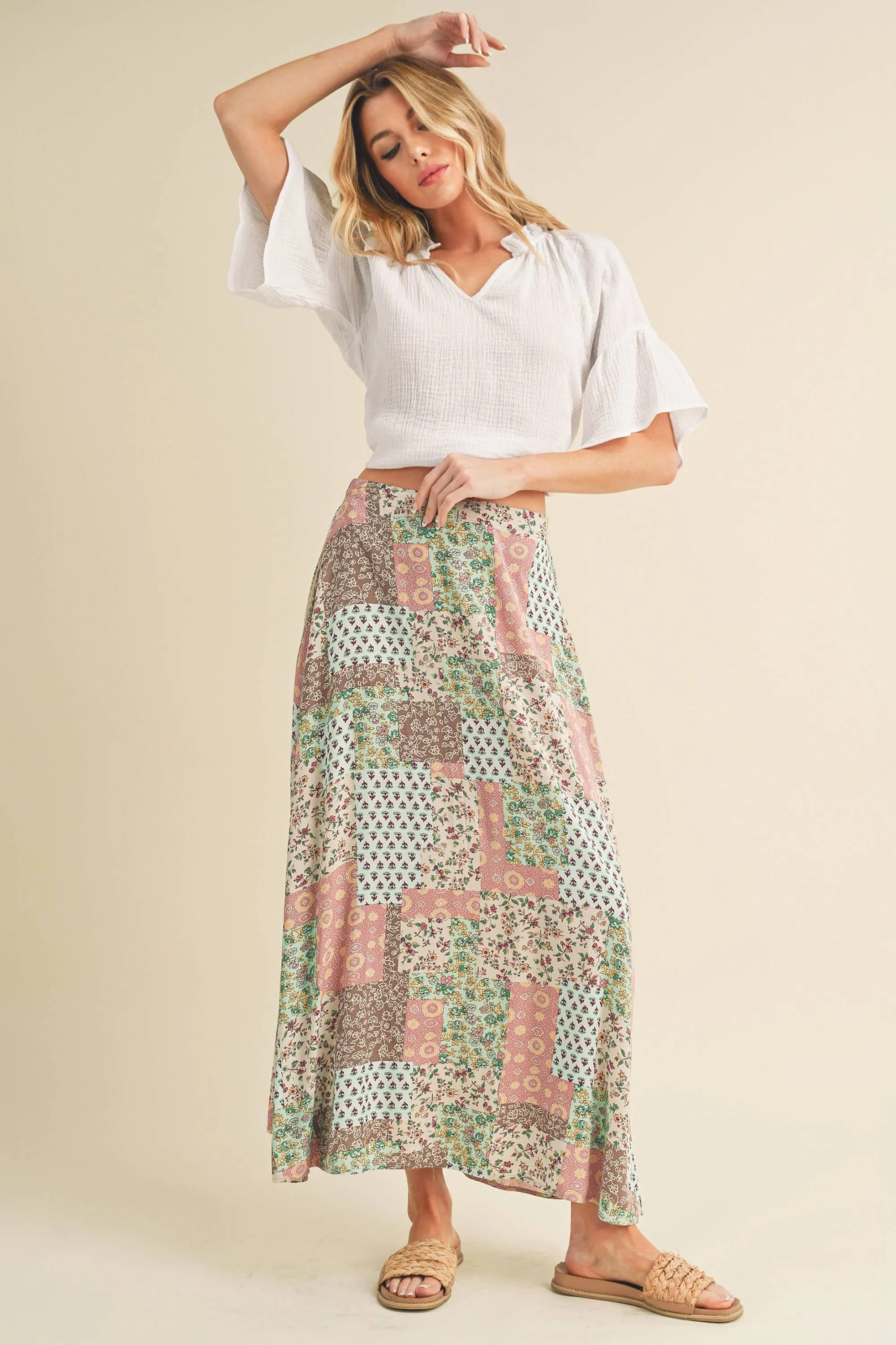 - 773DN CO   Skirt AEMI Print Helpful 6 Bradyn Versatile product line