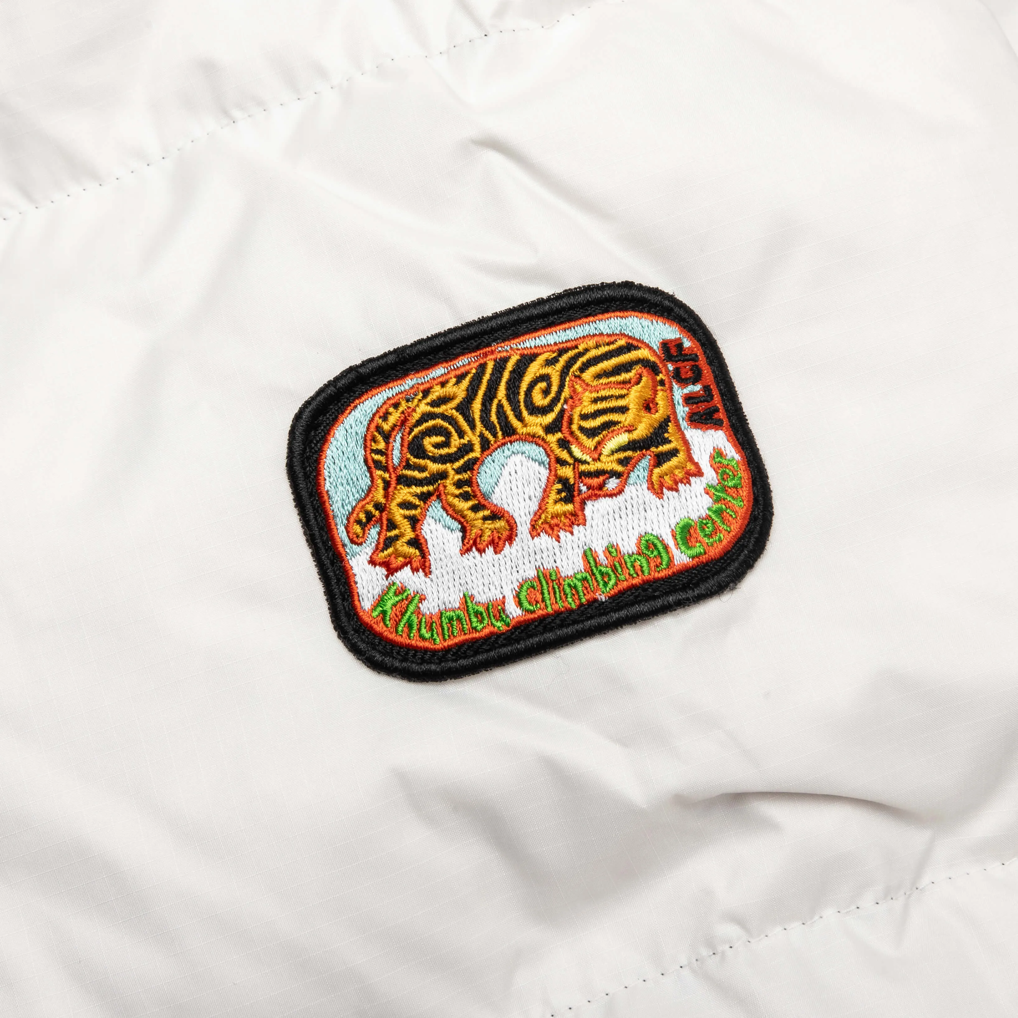 1996 Retro Nuptse Jacket - White Dune