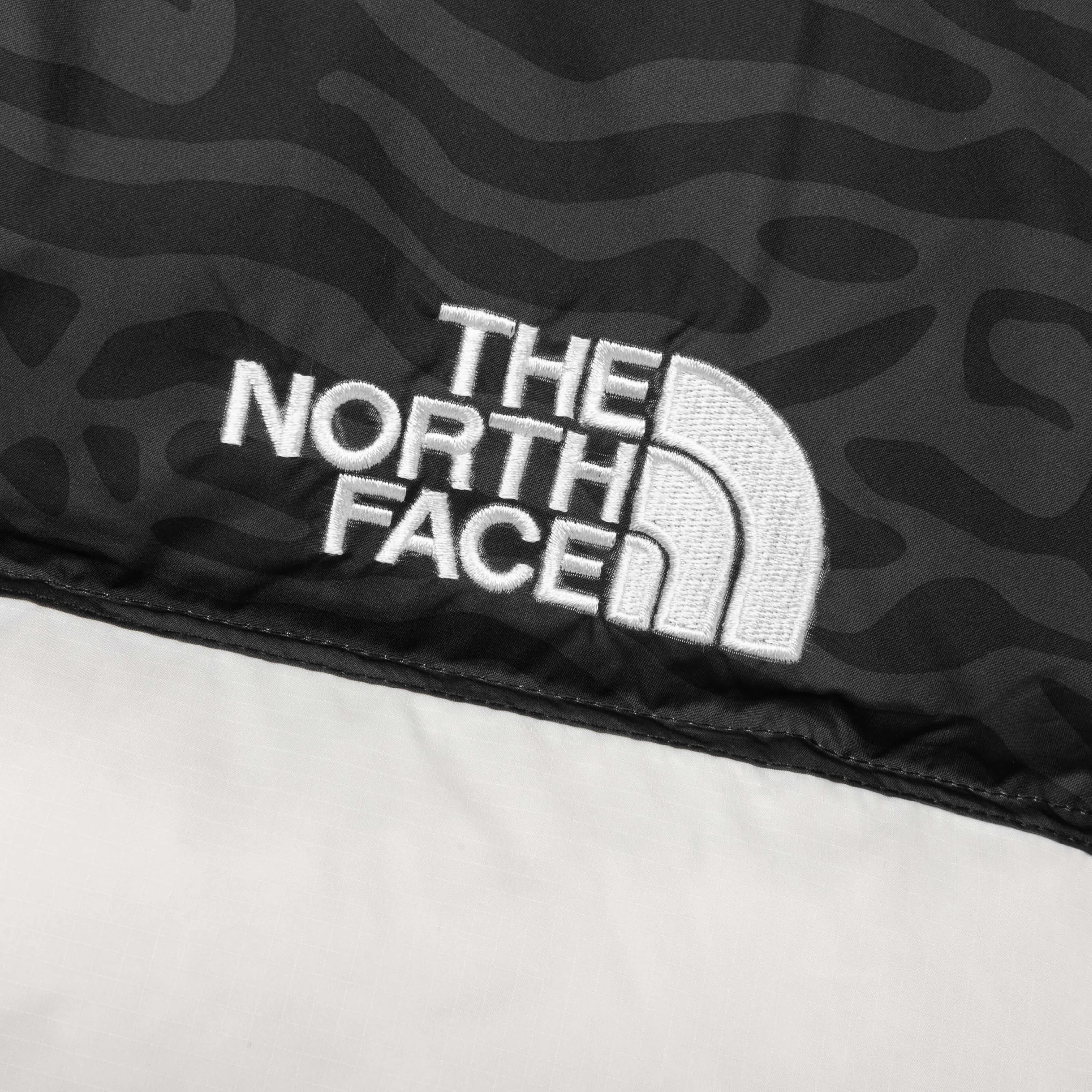 1996 Retro Nuptse Jacket - White Dune