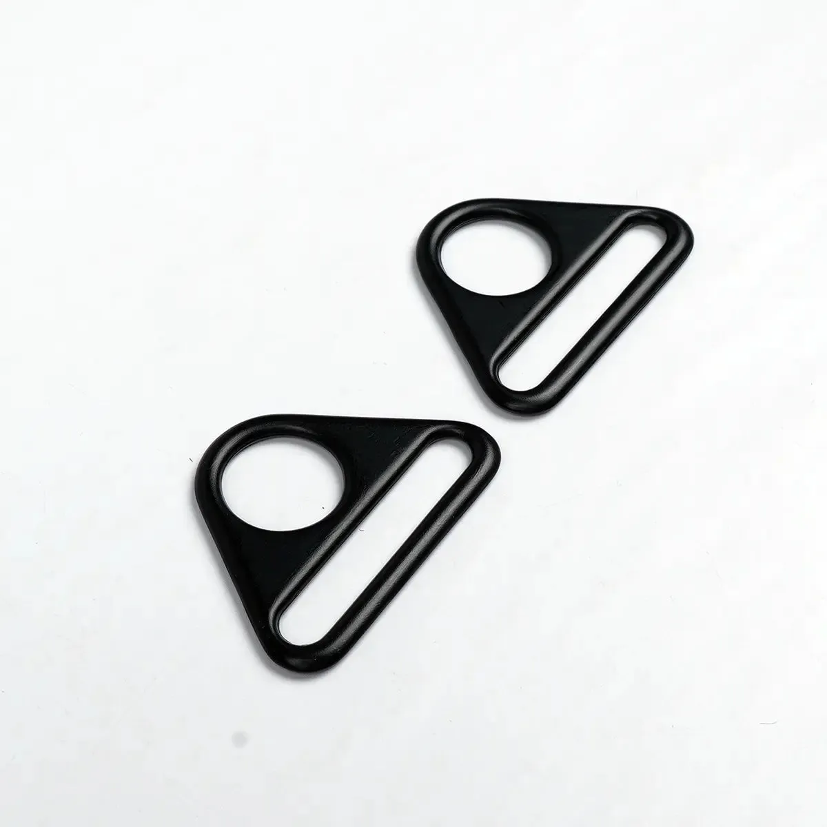 Black Tri Ring 1 1/2" Pack of 2