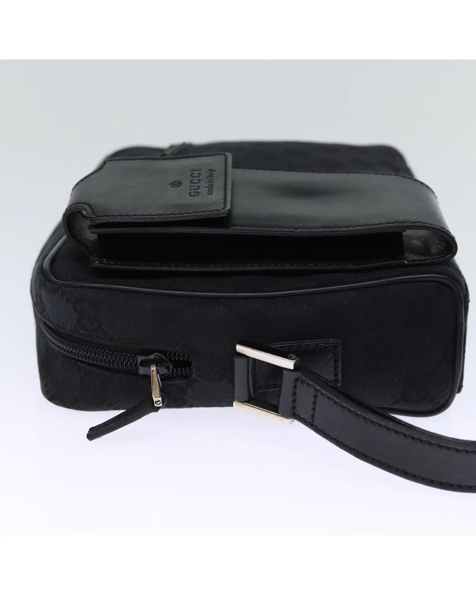 GG Canvas Messenger Bag Shoulder Bag