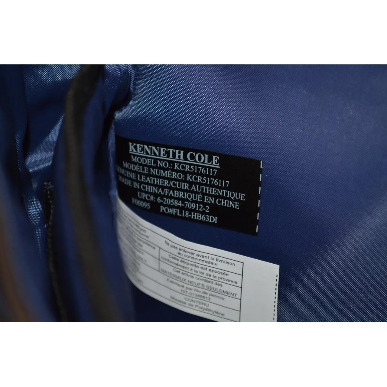Kenneth Cole Reaction  Leather Messenger Bag Black