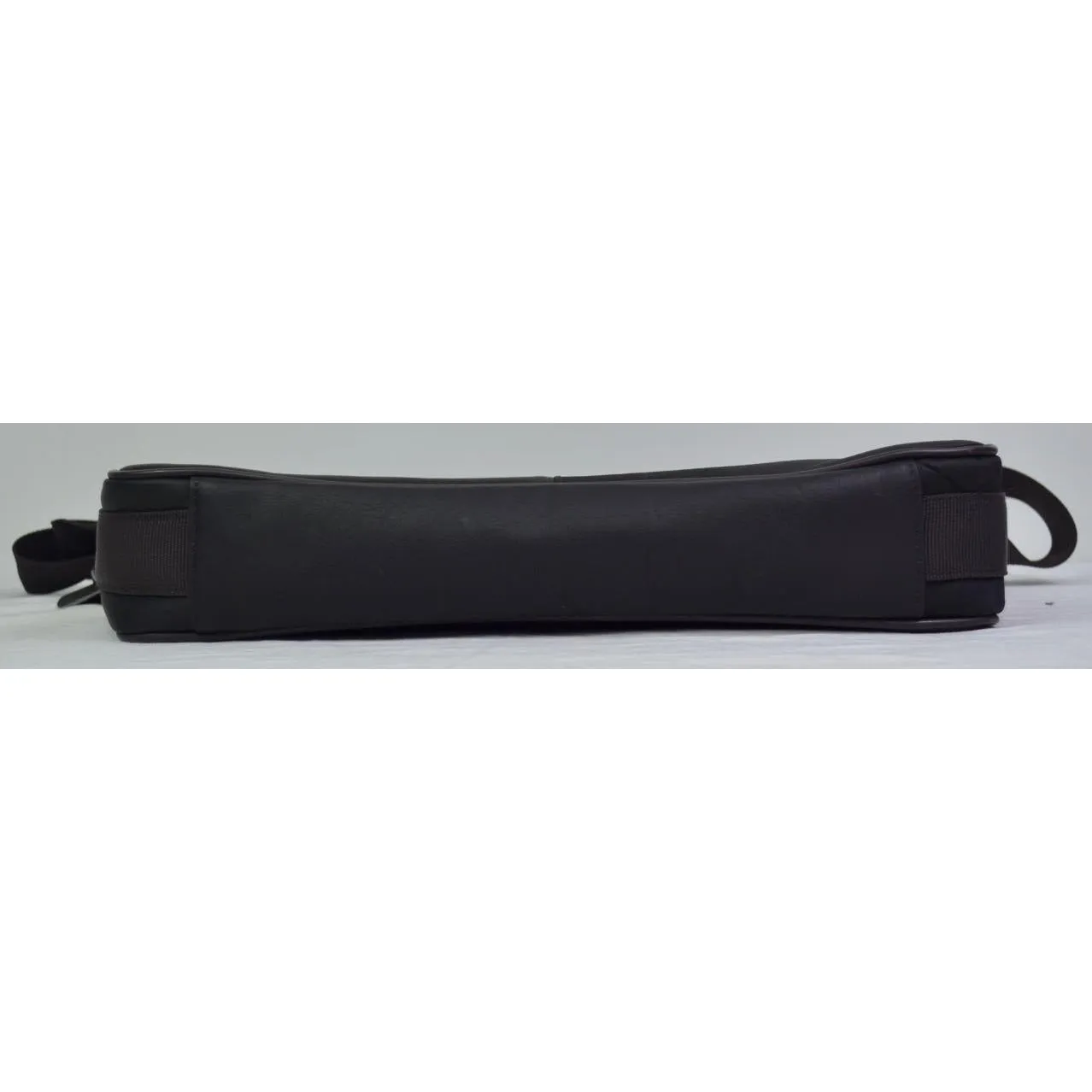 Kenneth Cole Reaction  Leather Messenger Bag Black