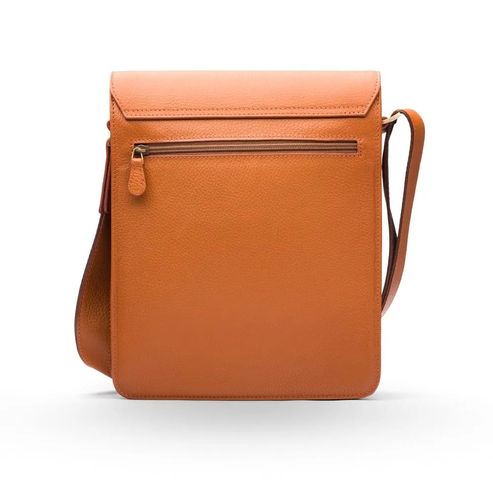 Men's Leather Messenger Bag With Buckle - Tan Pebble Grain