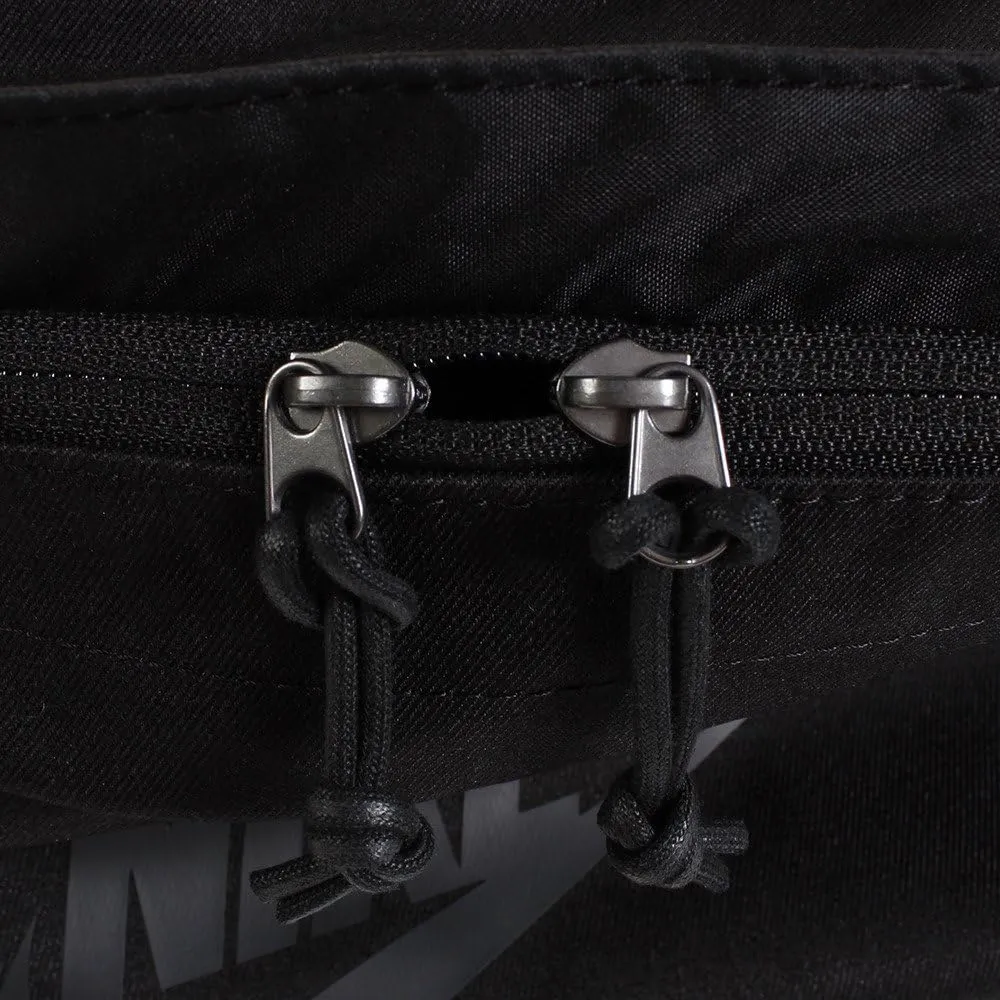 Nike Tech Hip Pack