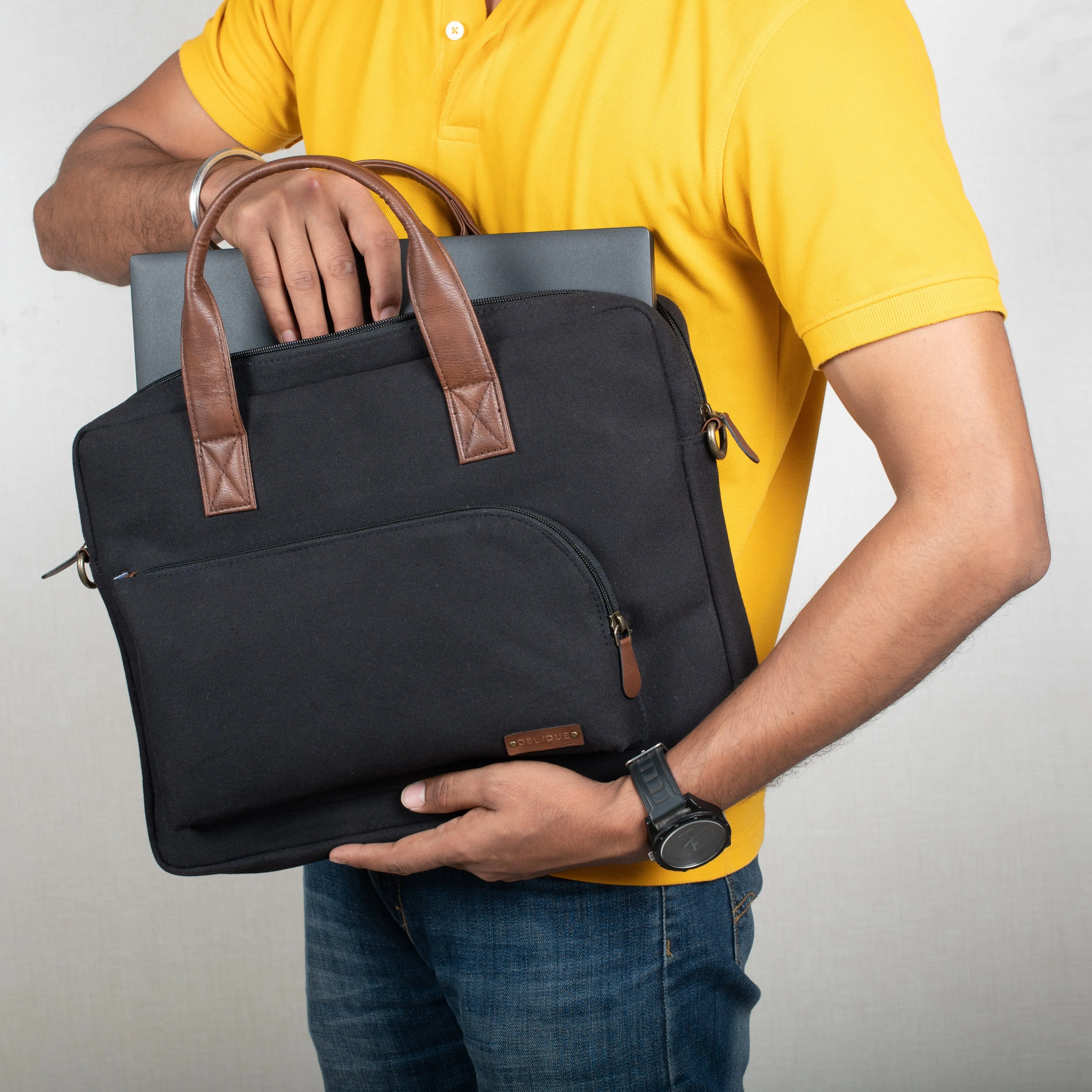 Oblique Rush Laptop Messenger Bag: 1N