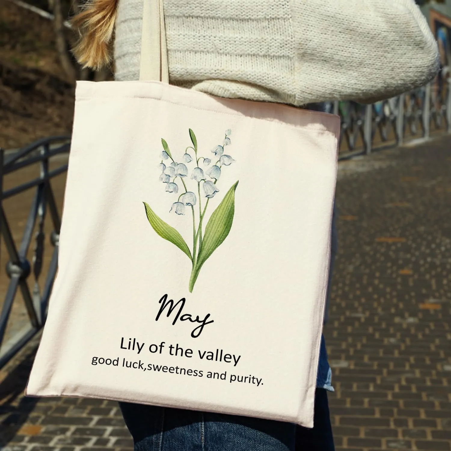 OUZ Birthday Flower Canvas Tote Bag, Birth Month Flower Personalized Gift for Her Mom Friend Birthday Graduation Christmas