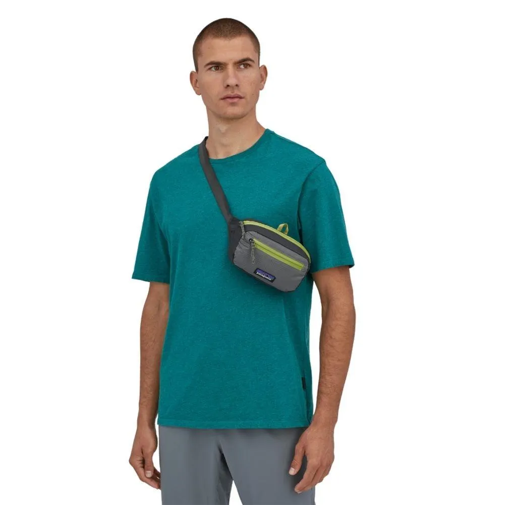 Patagonia Ultralight Black Hole Mini Hip Pack 1L (Forge Grey)