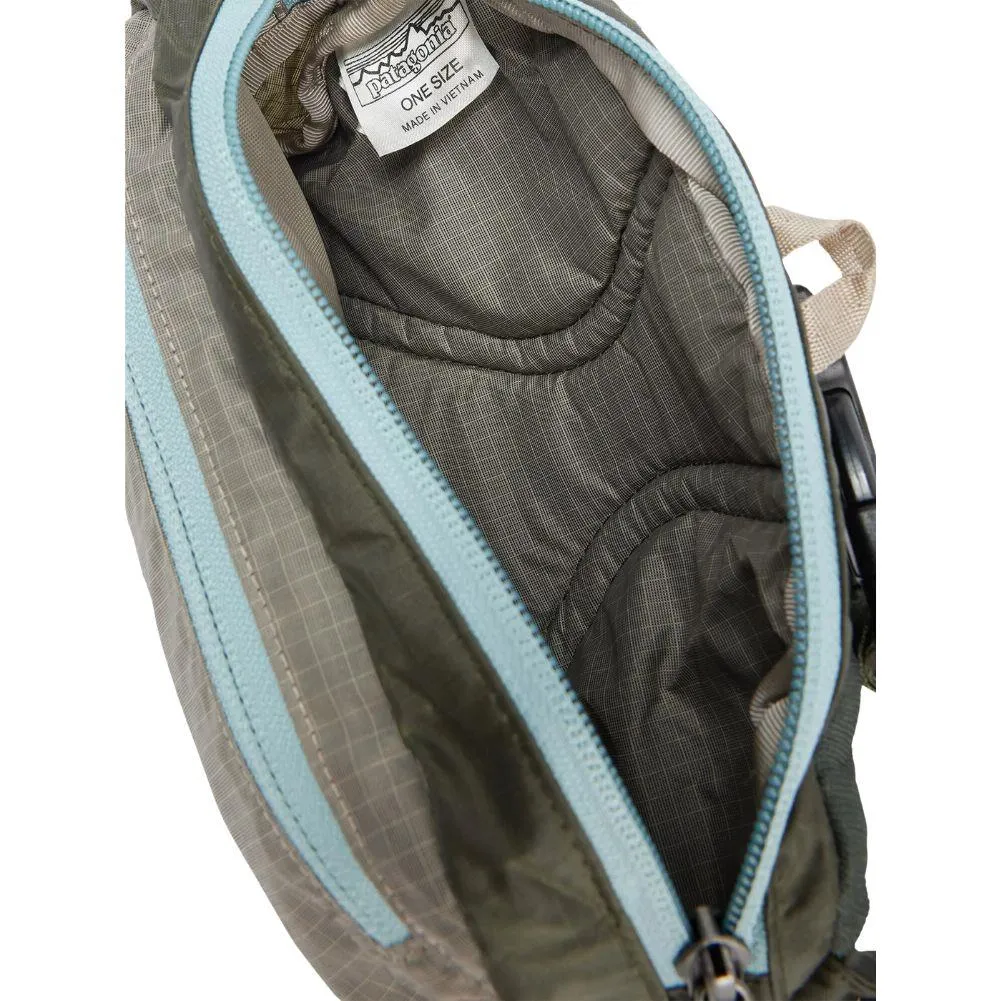 Patagonia Ultralight Black Hole Mini Hip Pack 1L (Pine Needle Green)