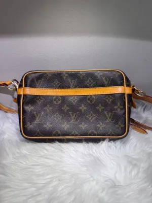 Secure delivery - Monogram Certified Vuitton Messenger Canvas Bag Pre-loved Brown Louis