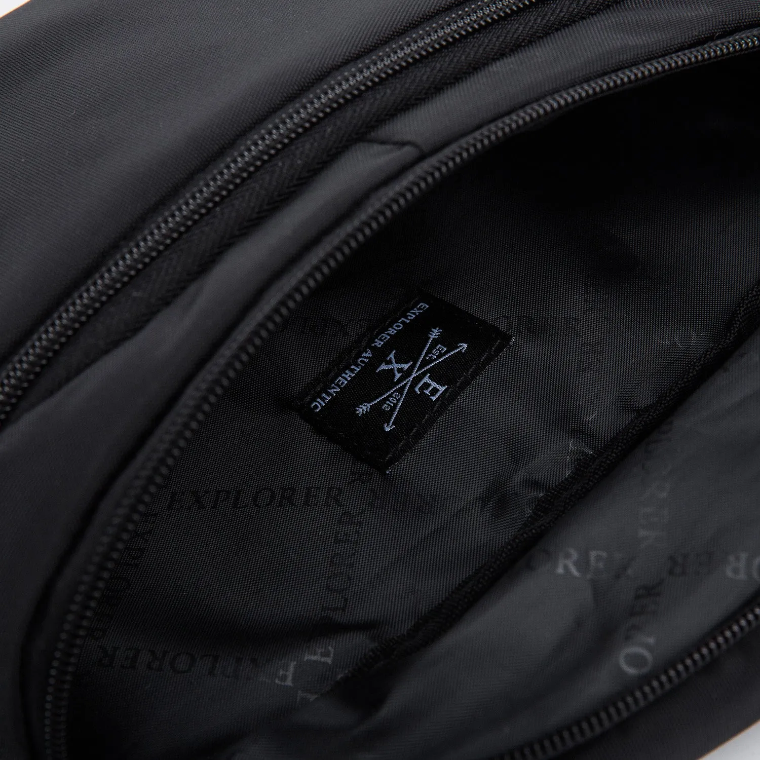 Theodore Hip Pack