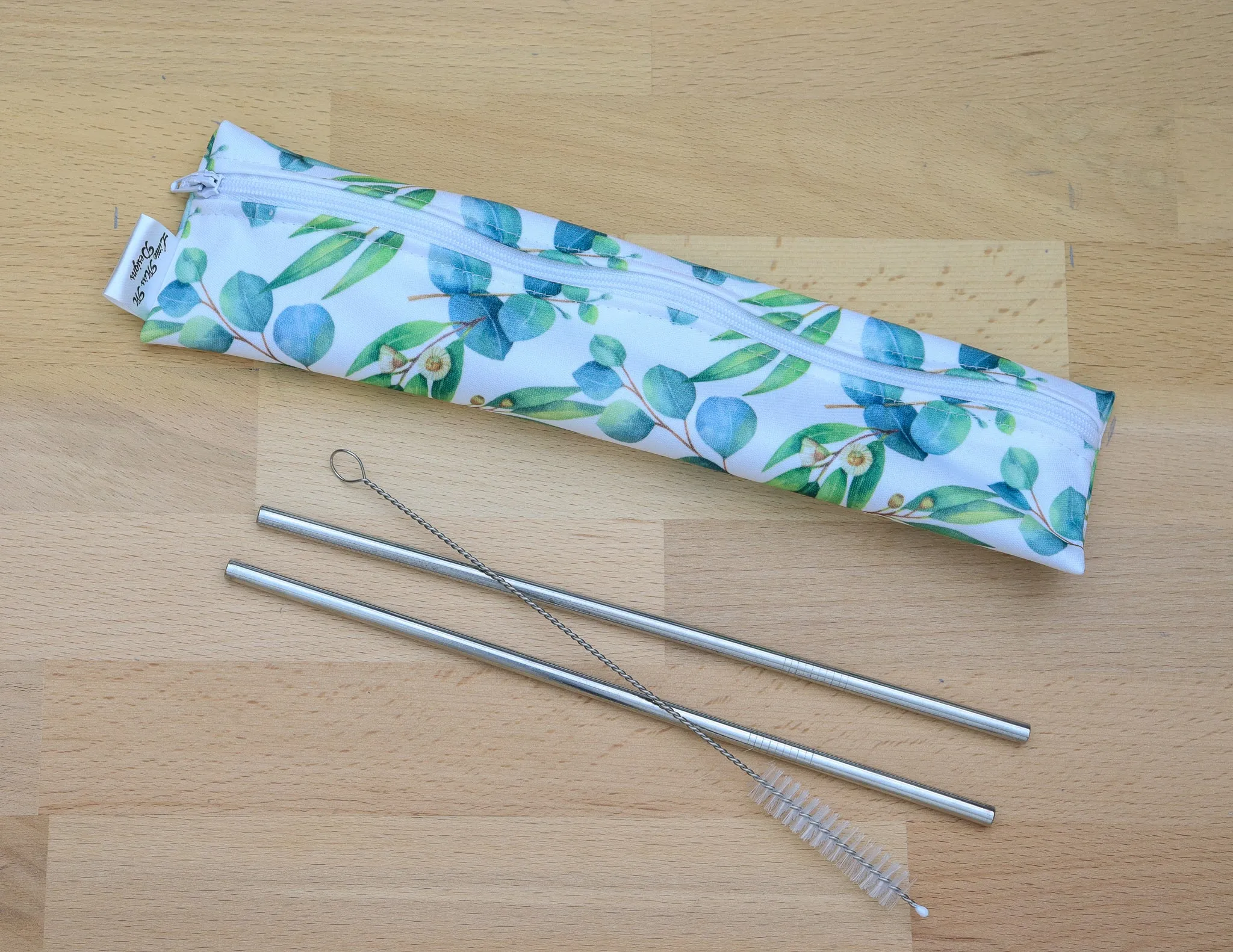 Two Gum Straw Pouch