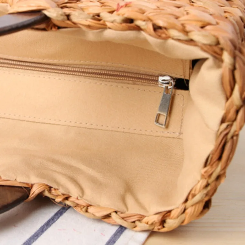 VINTAGE RATTAN BEACH HANDBAG
