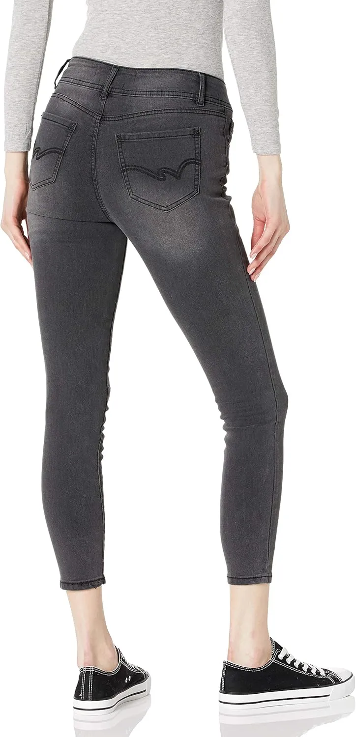 WallFlower Women's Size Flirty Curvy Skinny High Rise Insta Stretch Juniors Jeans (Standard and Plus)