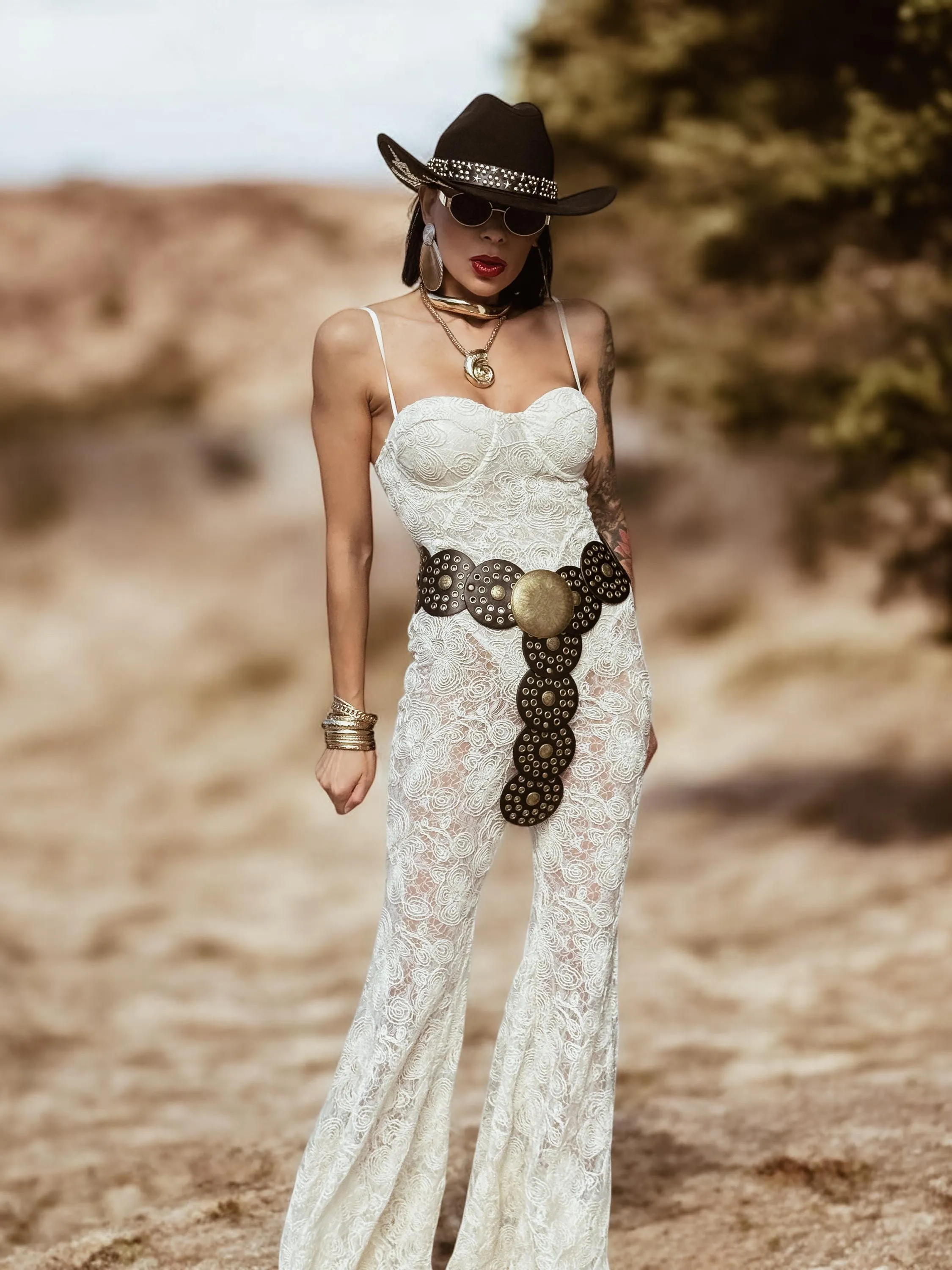 Western Cowgirl Faux Leather Belt, Vintage Inspired Bohemian Black Gold Belt, Cowboy Waist Belt, Country Girl Studded Belt