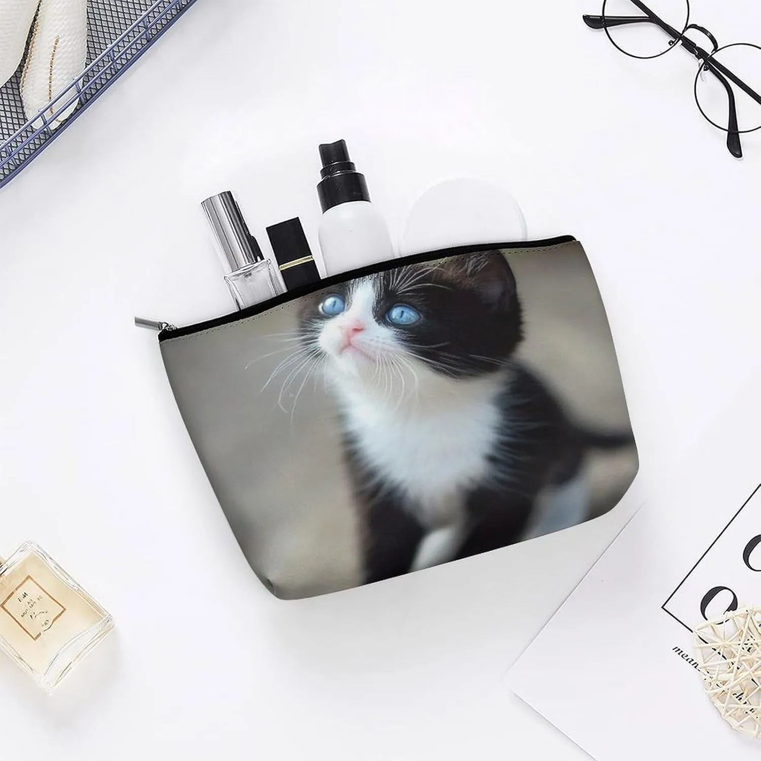Women's Small Makeup Bag for Purse, Portable Make Up Pouch Waterproof Pu Leather Cosmetic Organizer Black And White Cute Black Cat Zipper Toiletry Bag